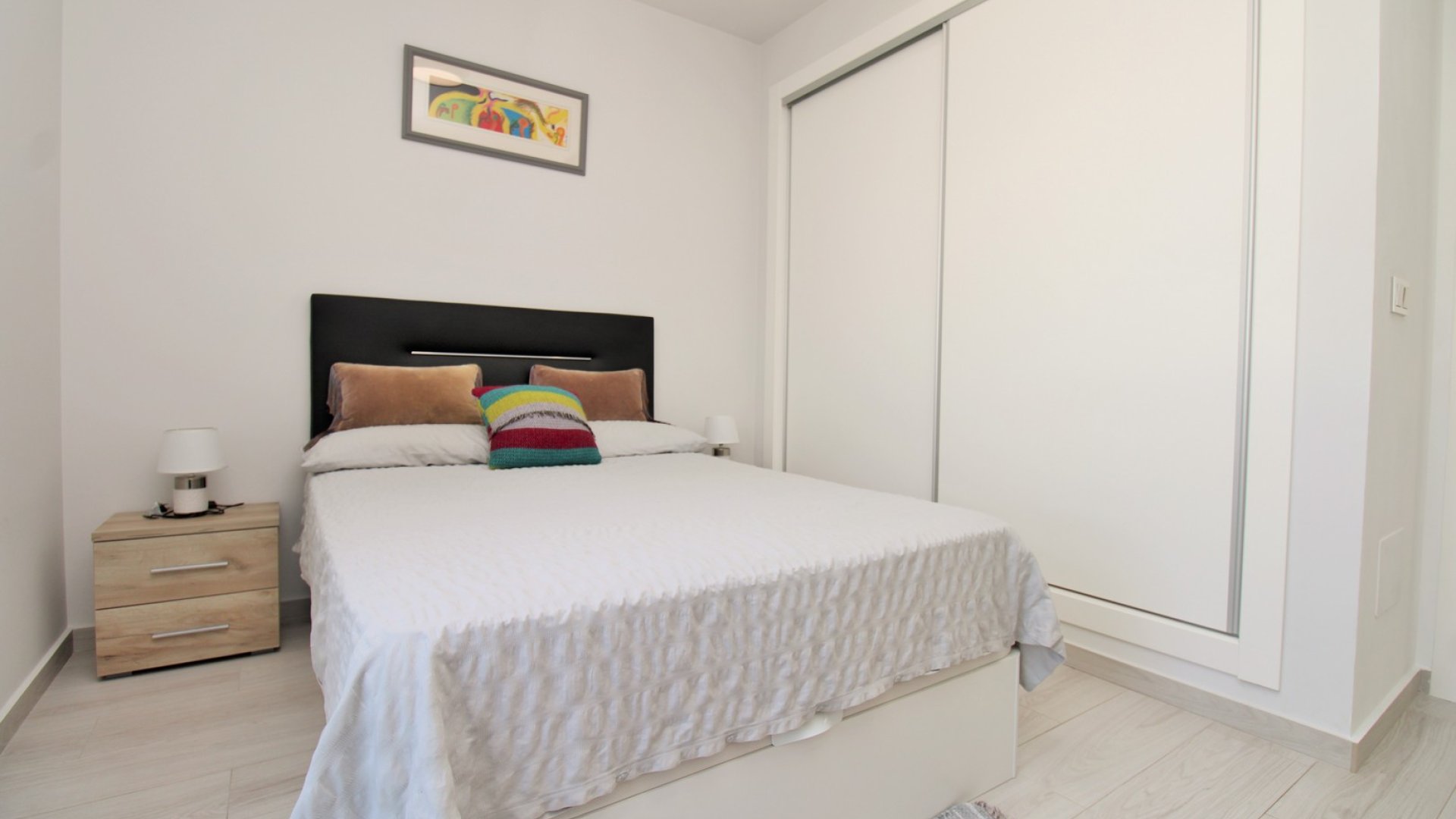 Resale - Apartments -
Villamartín - PAU 8