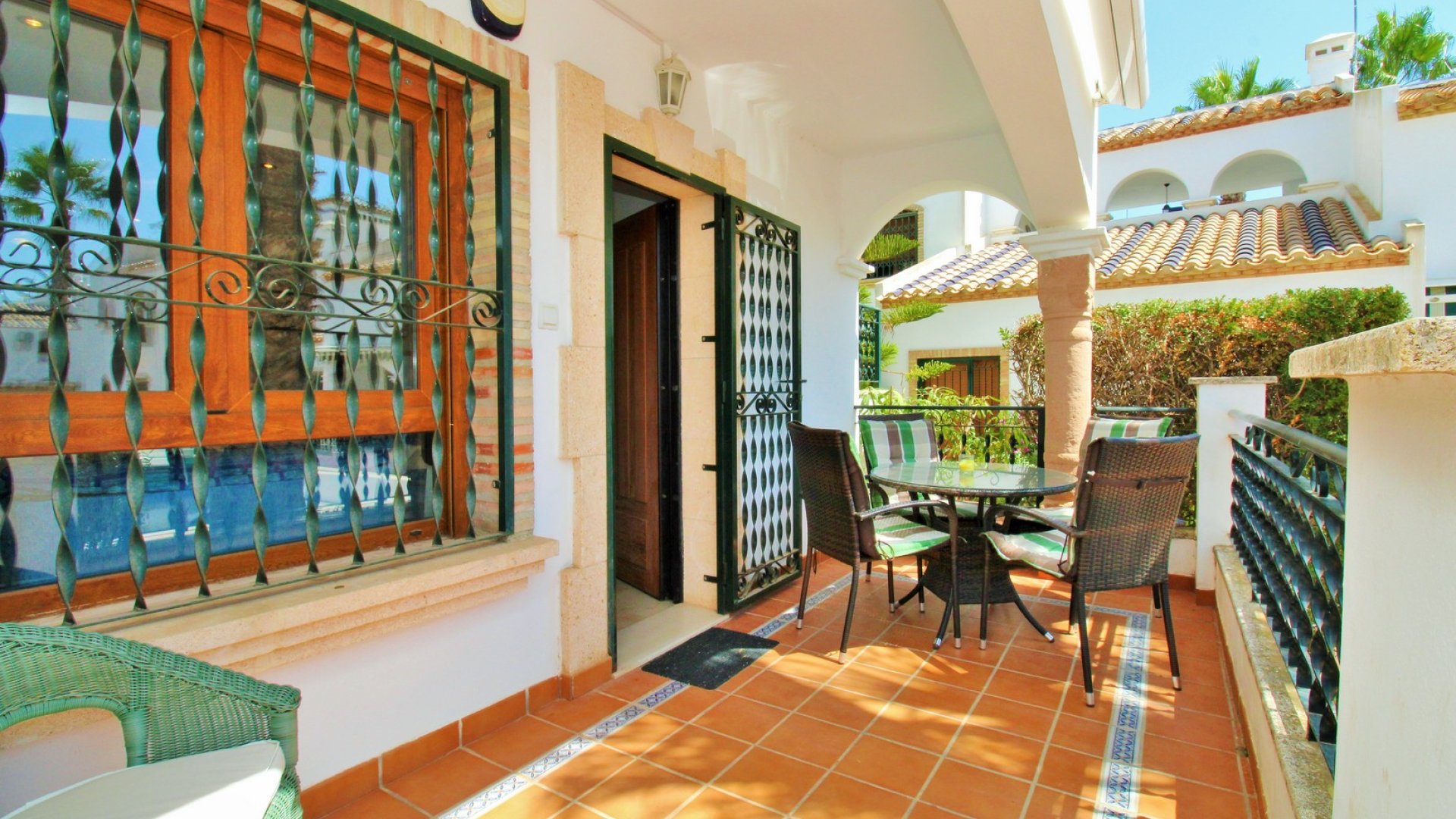 Resale - Apartments -
Villamartín - PAU 8