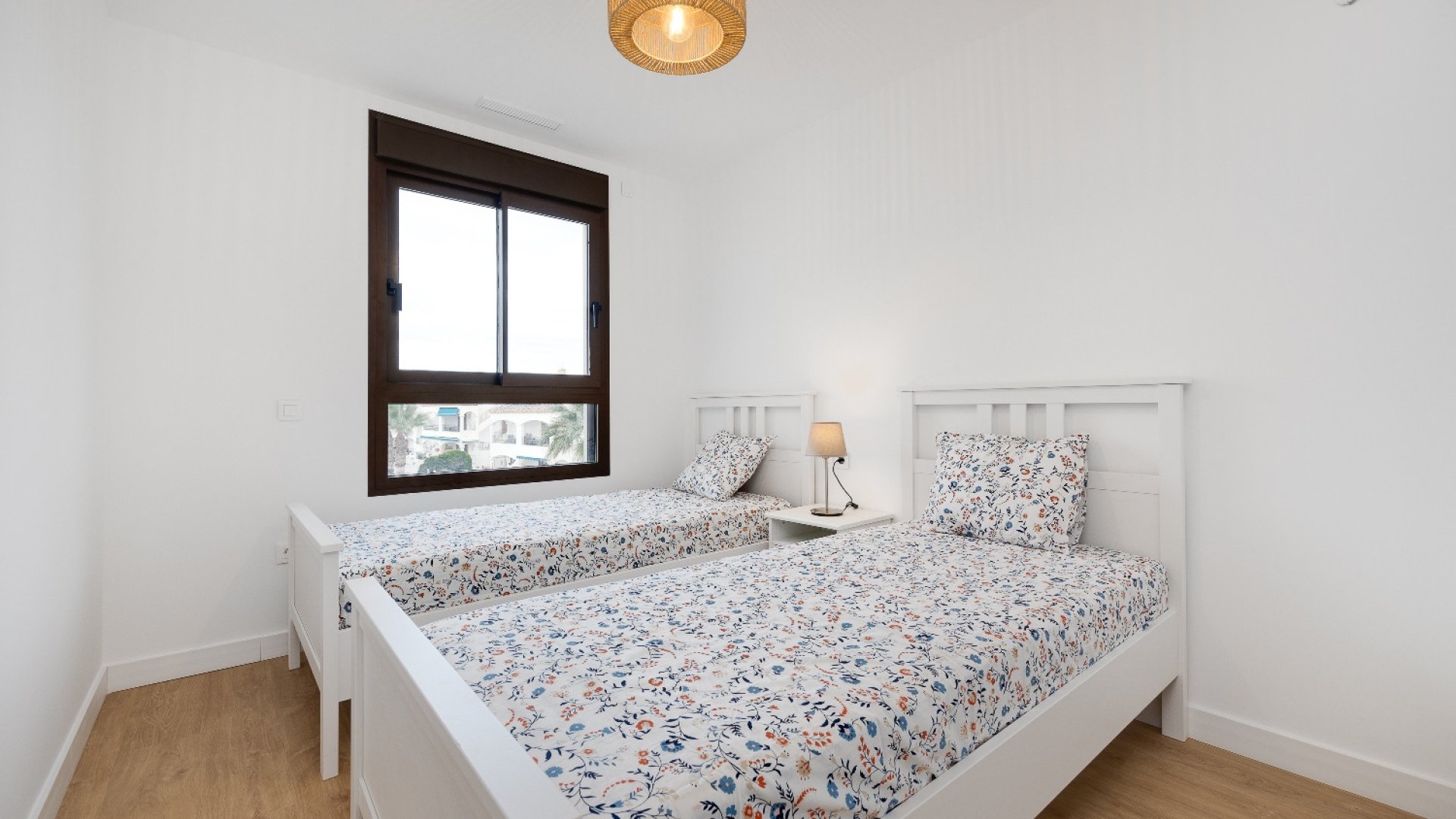 Resale - Apartments -
Villamartín - PAU 8