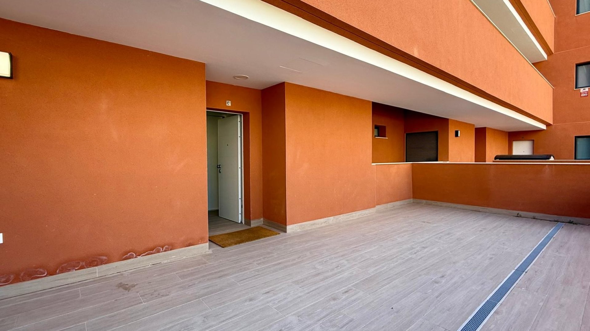 Resale - Apartments -
Villamartín