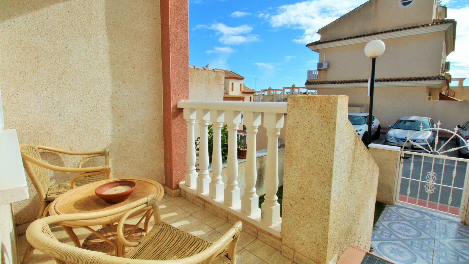 Resale - Apartments -
Villamartín