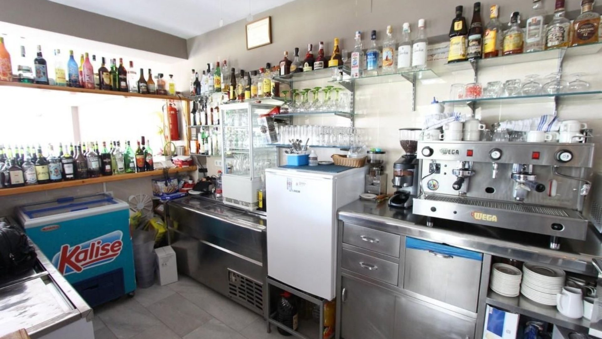Resale - Commercial -
Calpe - Playa De Arenal