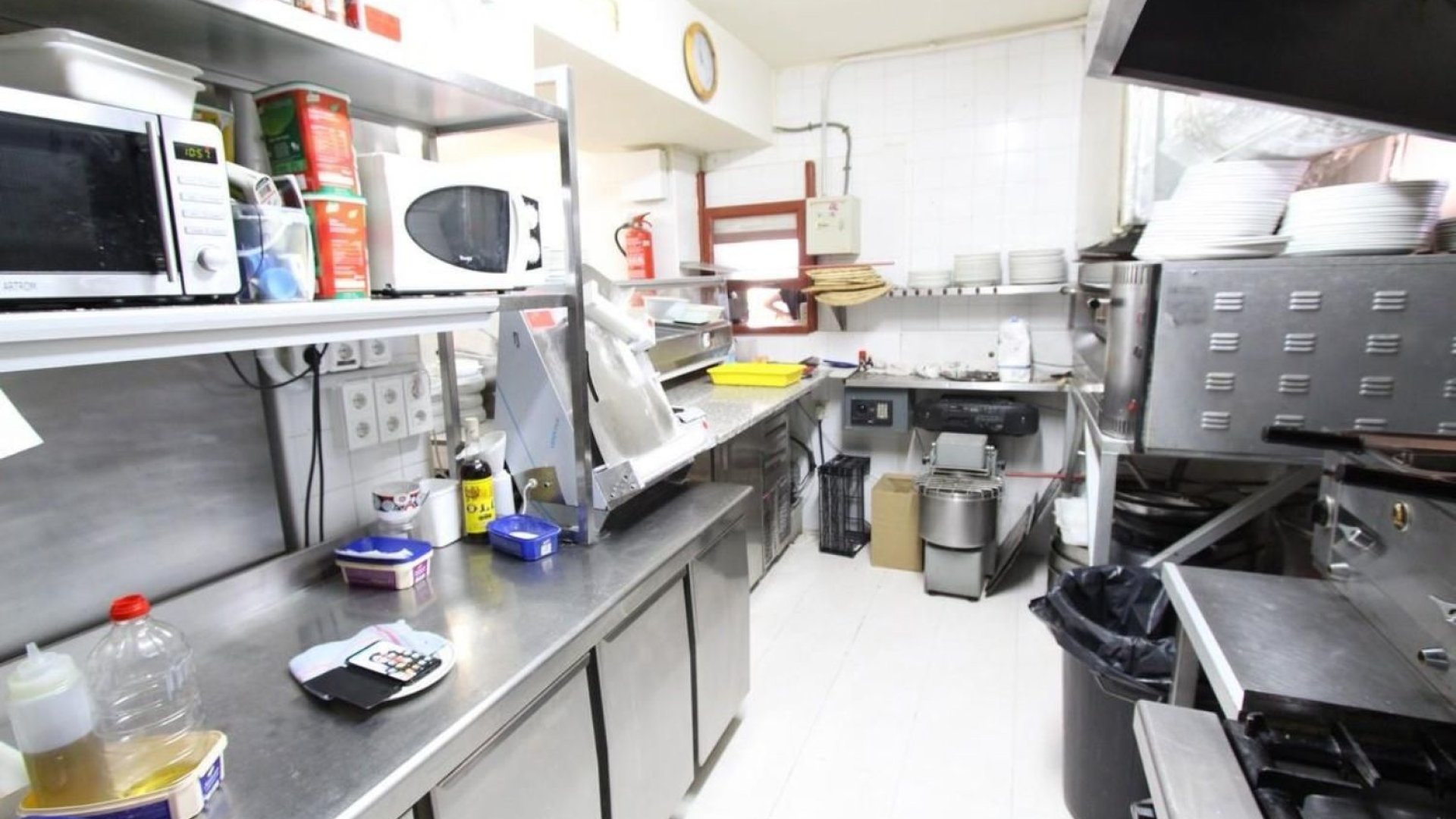 Resale - Commercial -
Calpe - Playa De Arenal