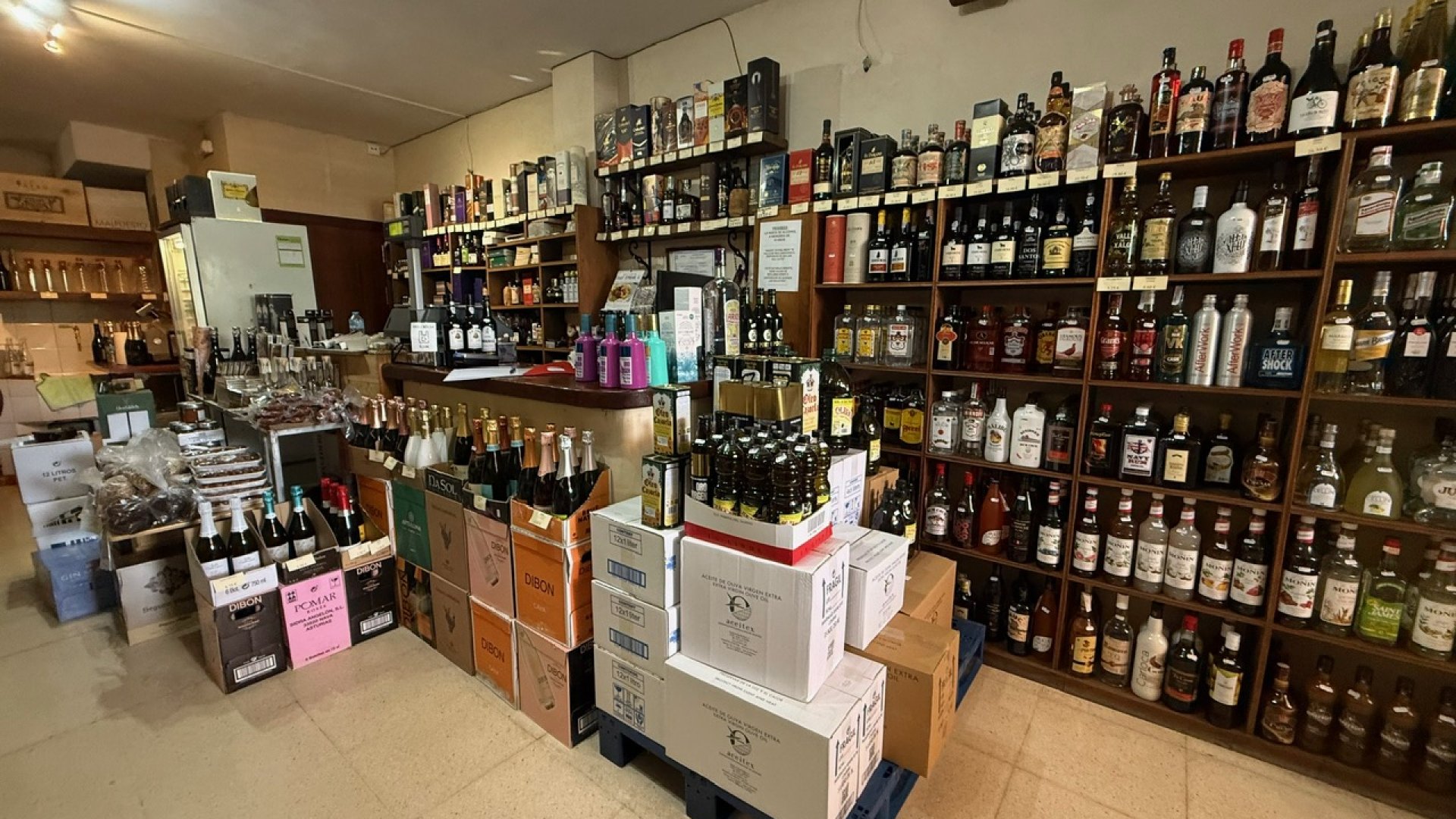 Resale - Commercial -
Moraira - Pueblo