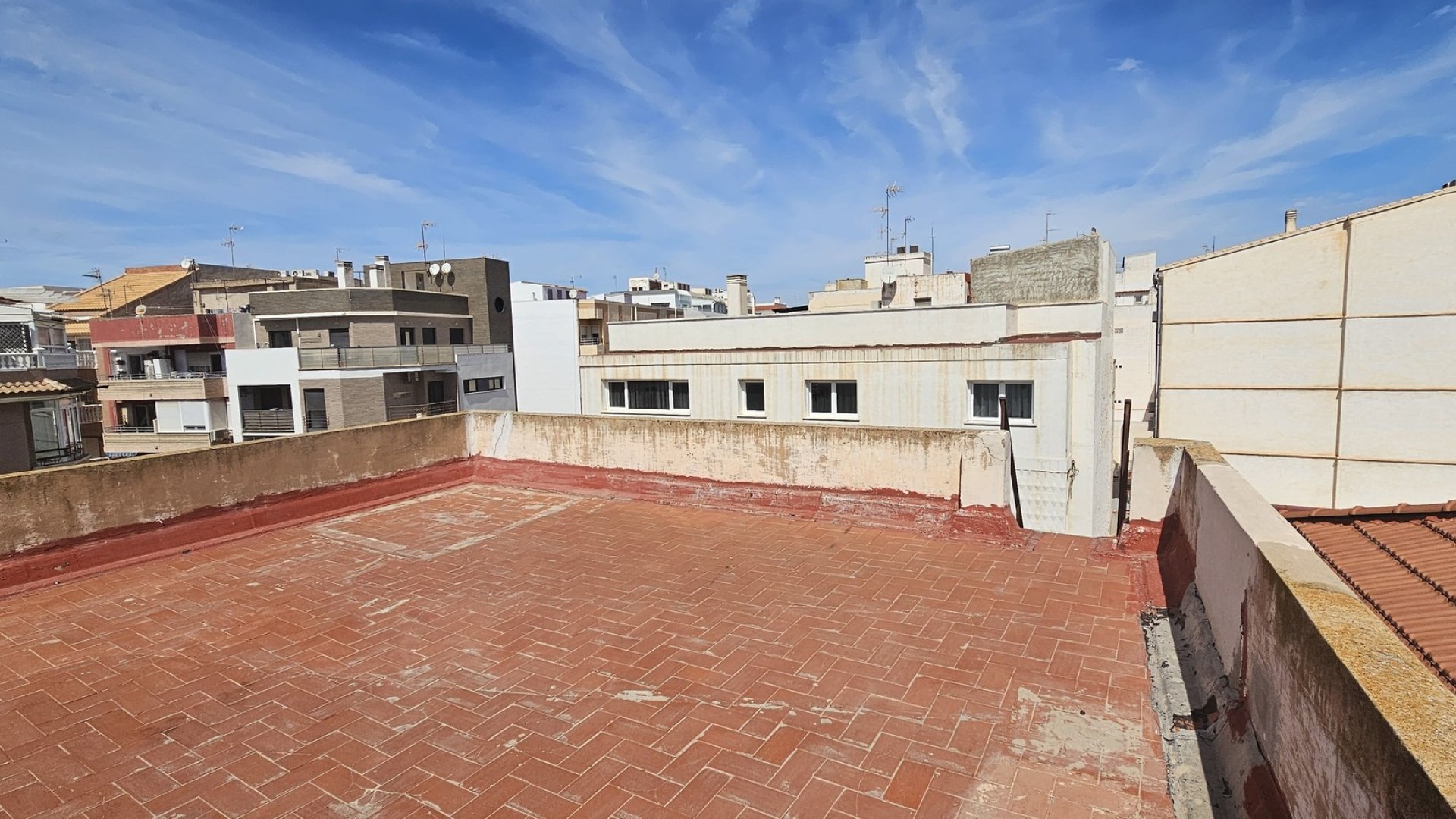Resale - Commercial -
Torrevieja - Center