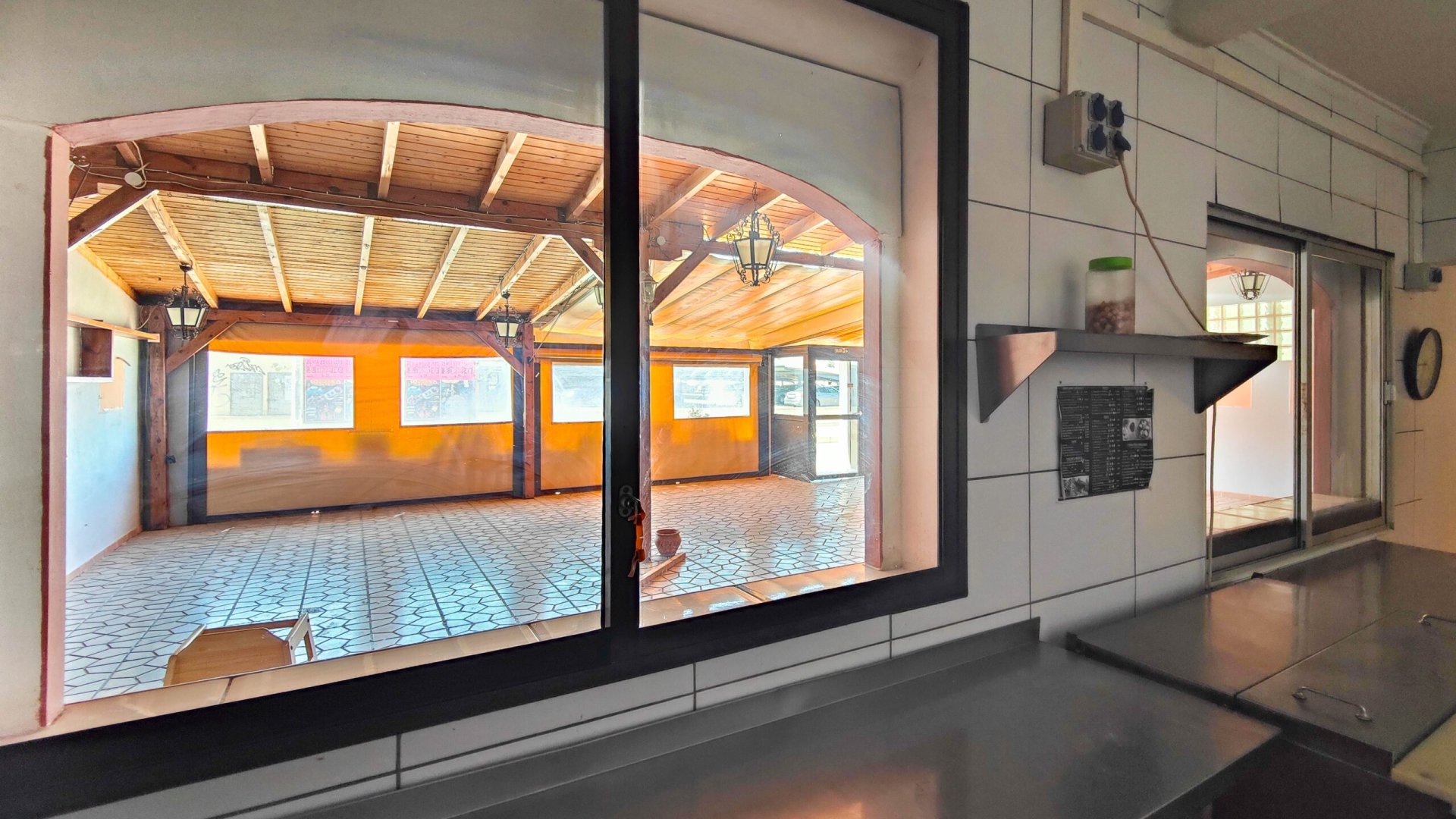 Resale - Commercial -
Torrevieja - La Siesta - El Chaparral - San Luis