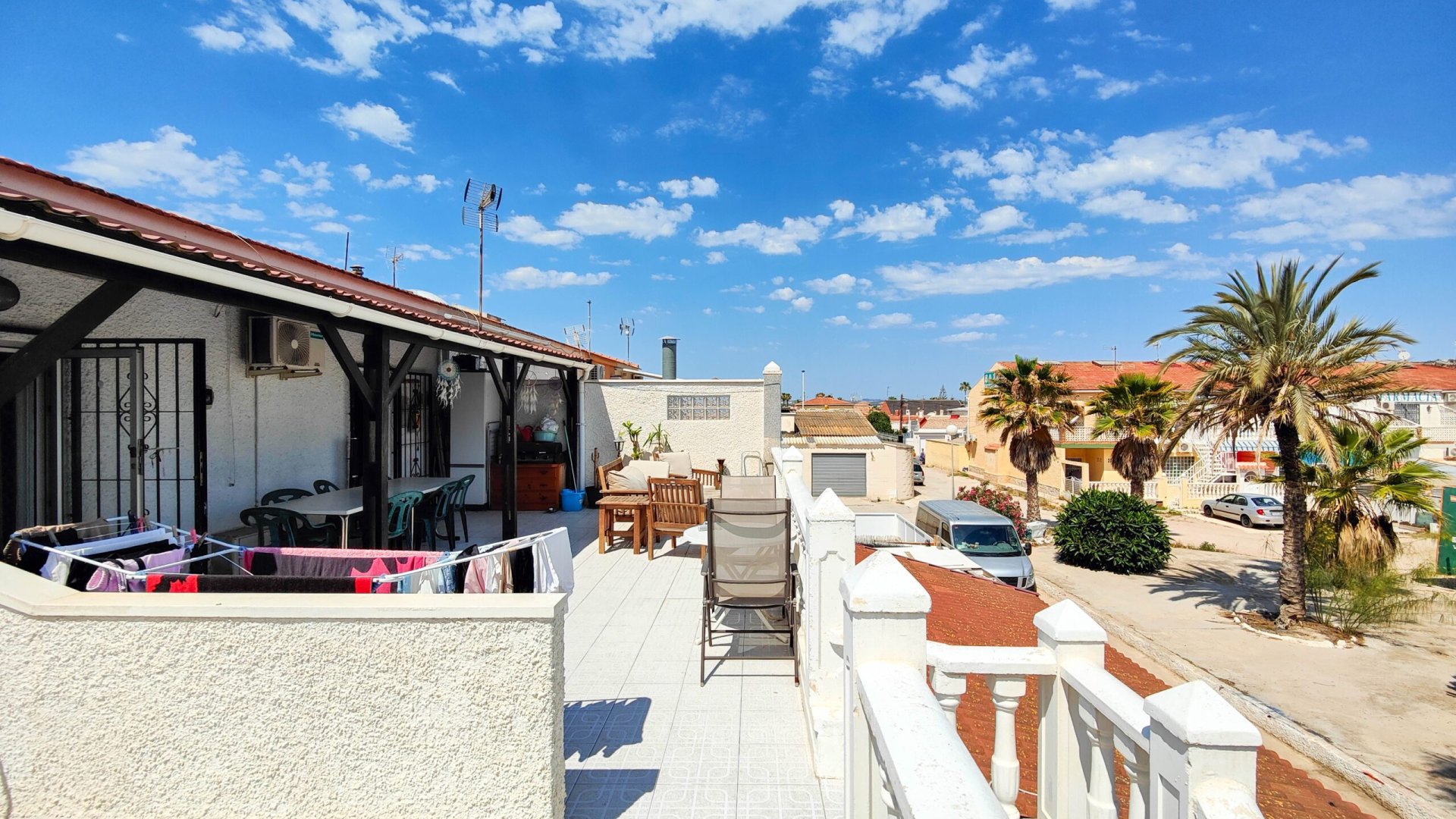 Resale - Commercial -
Torrevieja - La Siesta