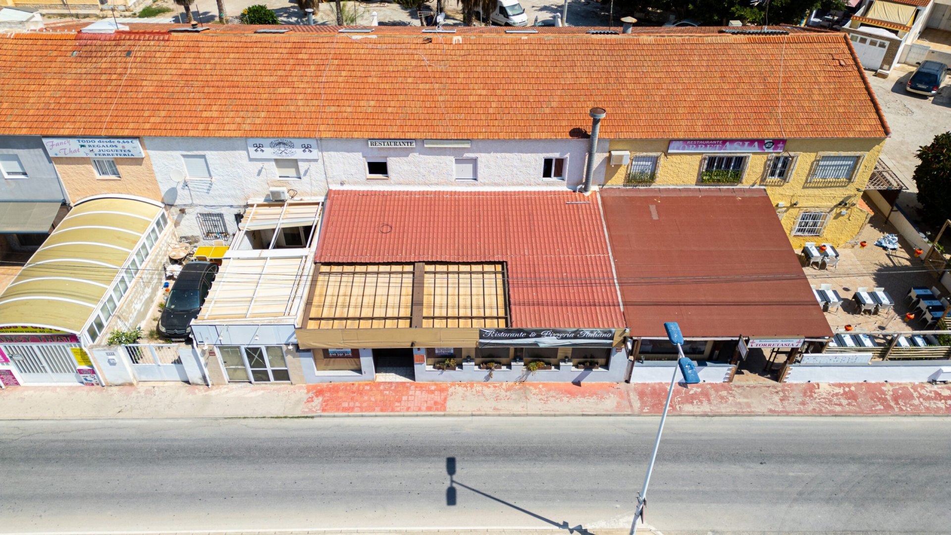 Resale - Commercial -
Torrevieja - La Siesta