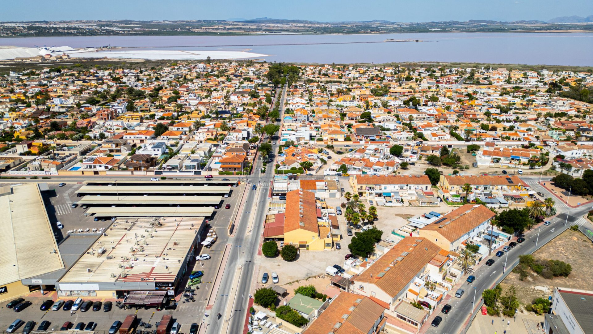 Resale - Commercial -
Torrevieja - La Siesta