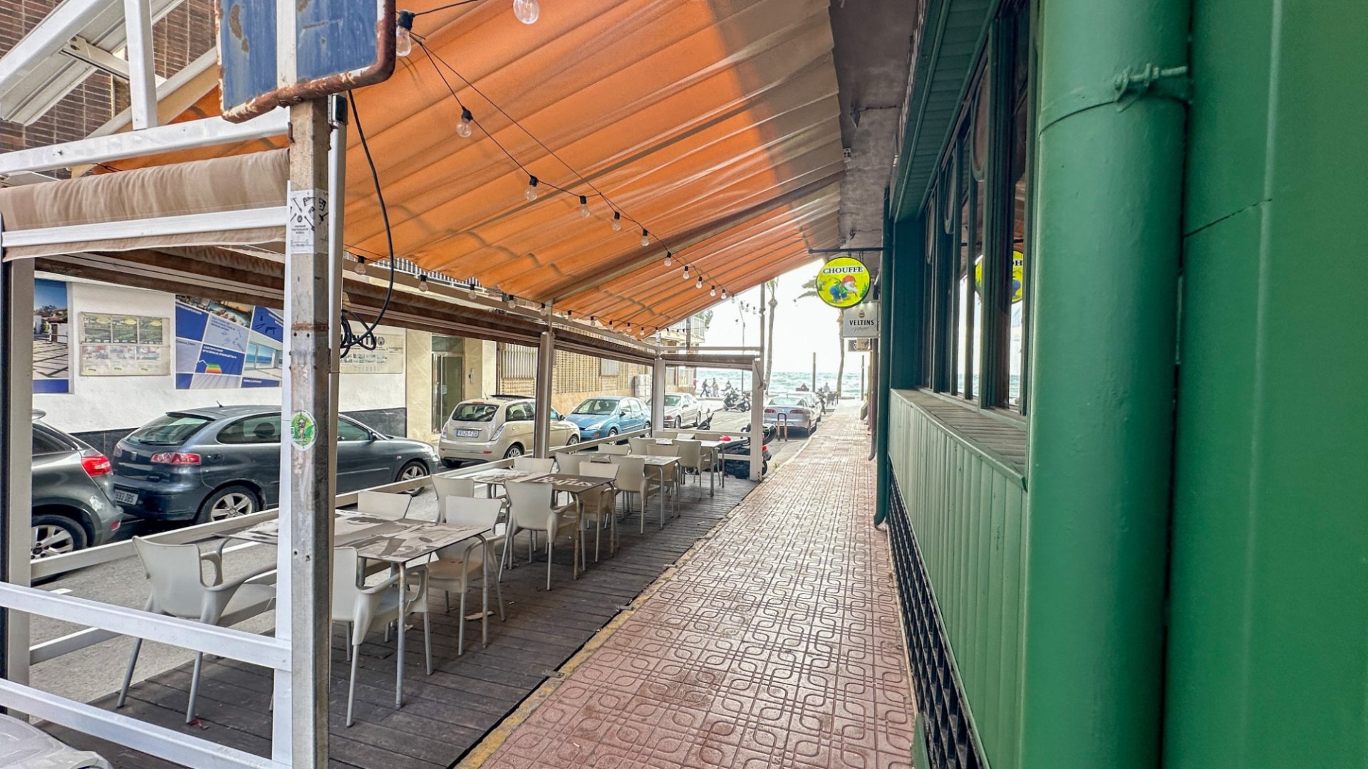 Resale - Commercial -
Torrevieja - Playa del Cura