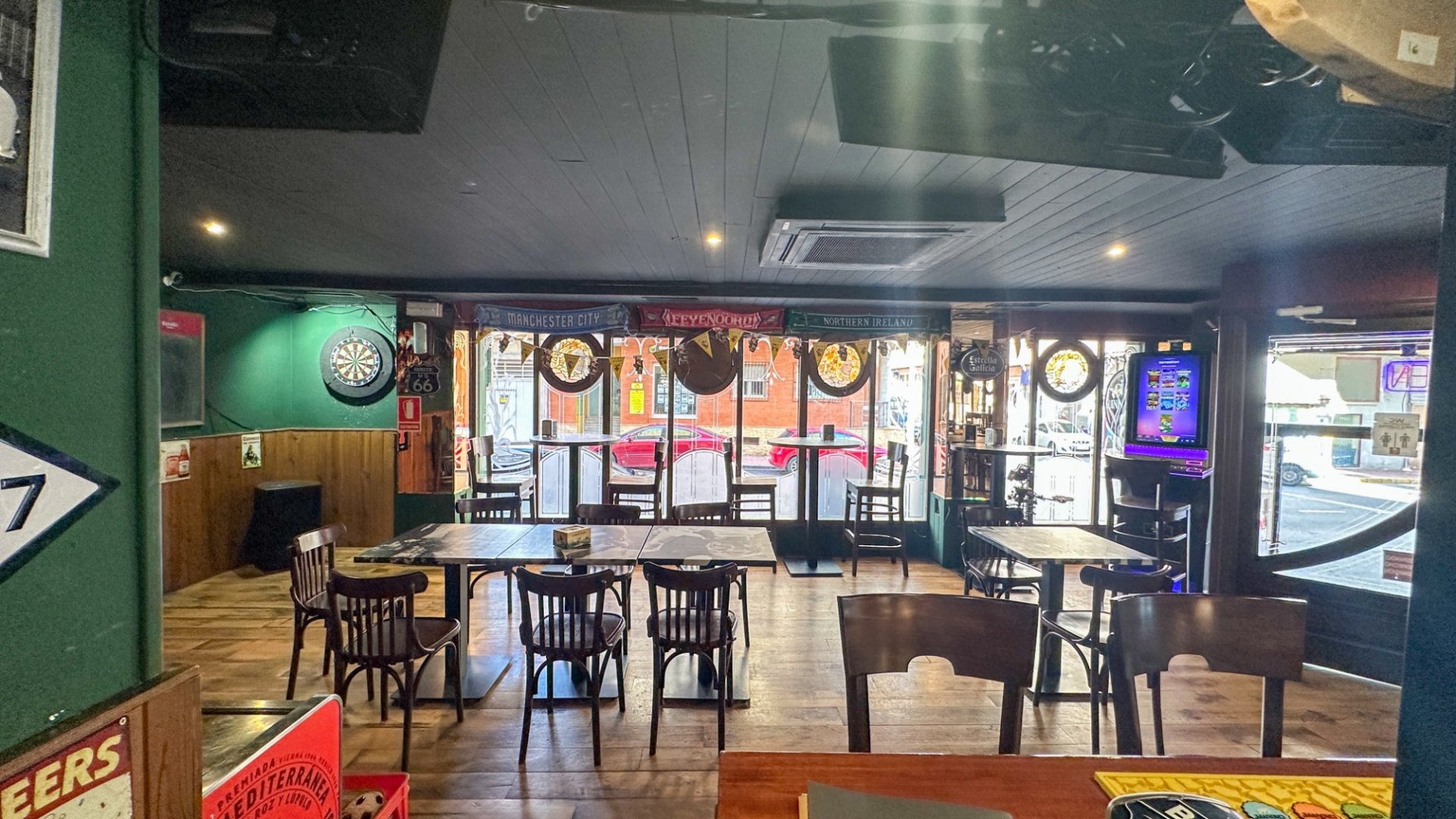 Resale - Commercial -
Torrevieja - Playa del Cura