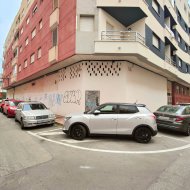 Resale - Commercial -
Torrevieja - Playa Los Naufragos