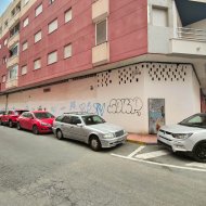 Resale - Commercial -
Torrevieja - Playa Los Naufragos