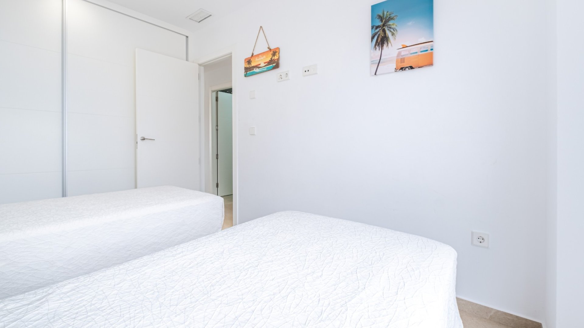 Resale - House - Semi-Detached House -
Orihuela Costa - Vistabella