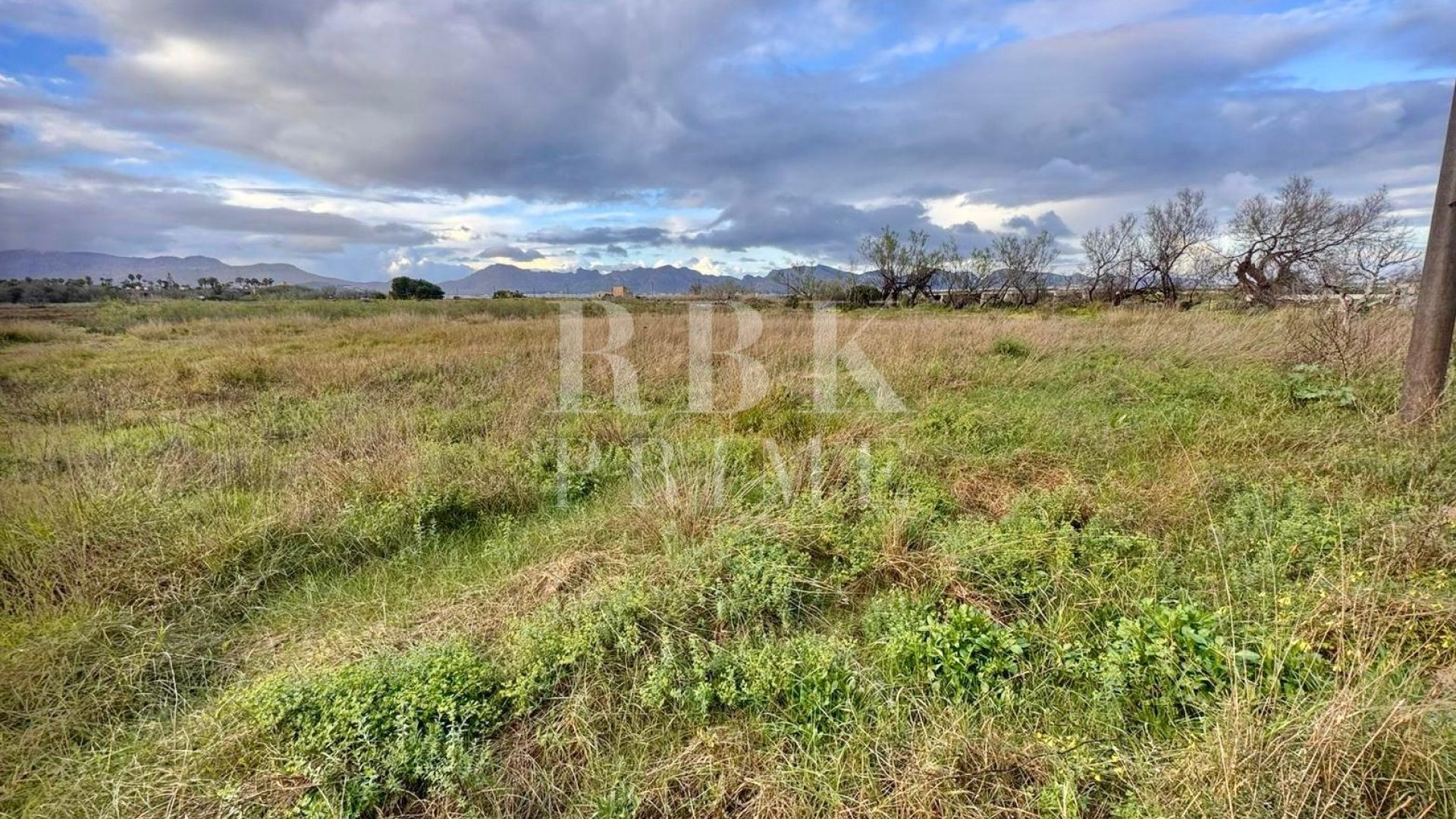 Resale - Land -
Alcudia - Es Barcarás