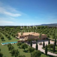 Resale - Land -
Inca