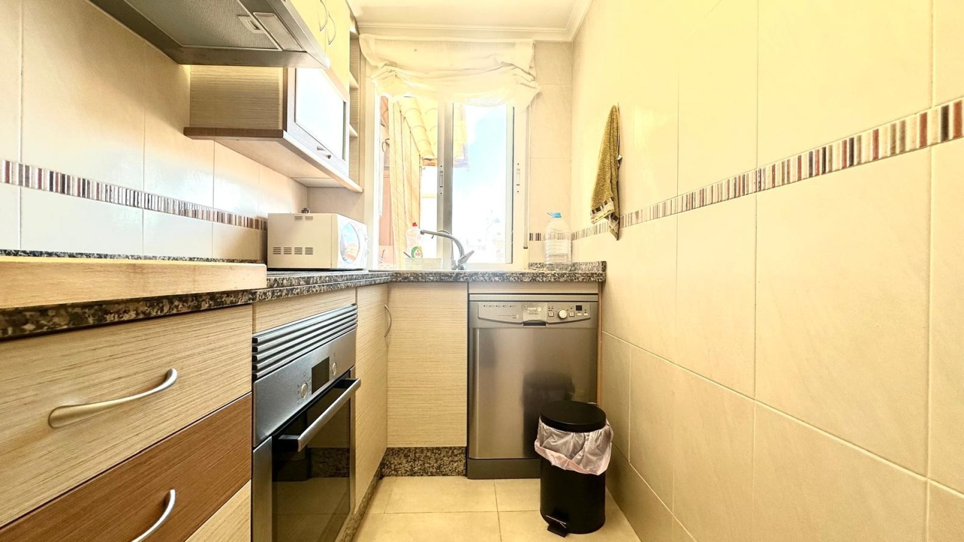 Resale - Penthouse -
Torrevieja - Center