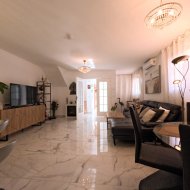 Resale - Terraced house / Townhouse -
Torrevieja - El Acequión - Los Náufragos