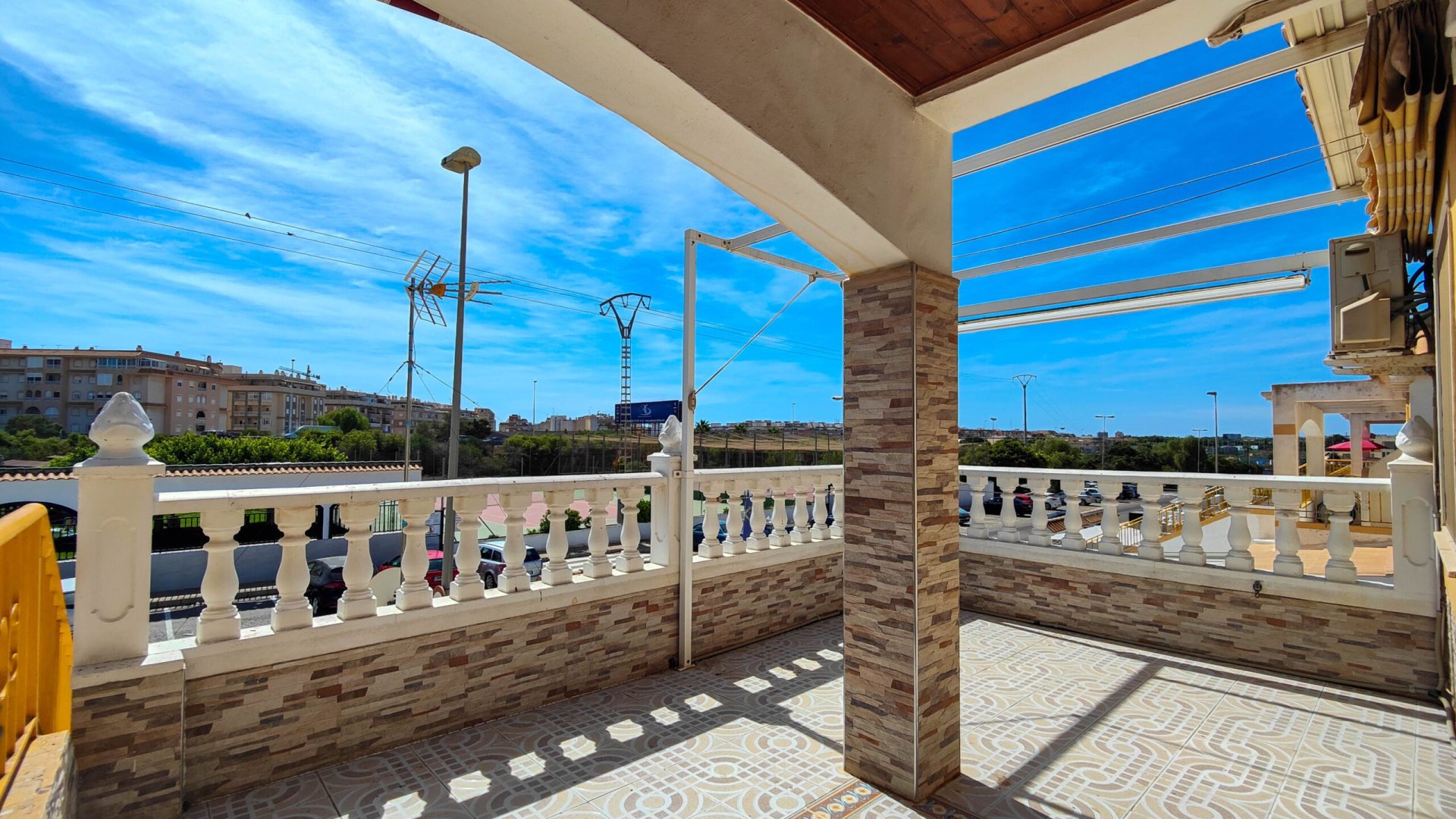 Resale - Top floor bungalow -
Torrevieja - La Siesta - El Chaparral - San Luis