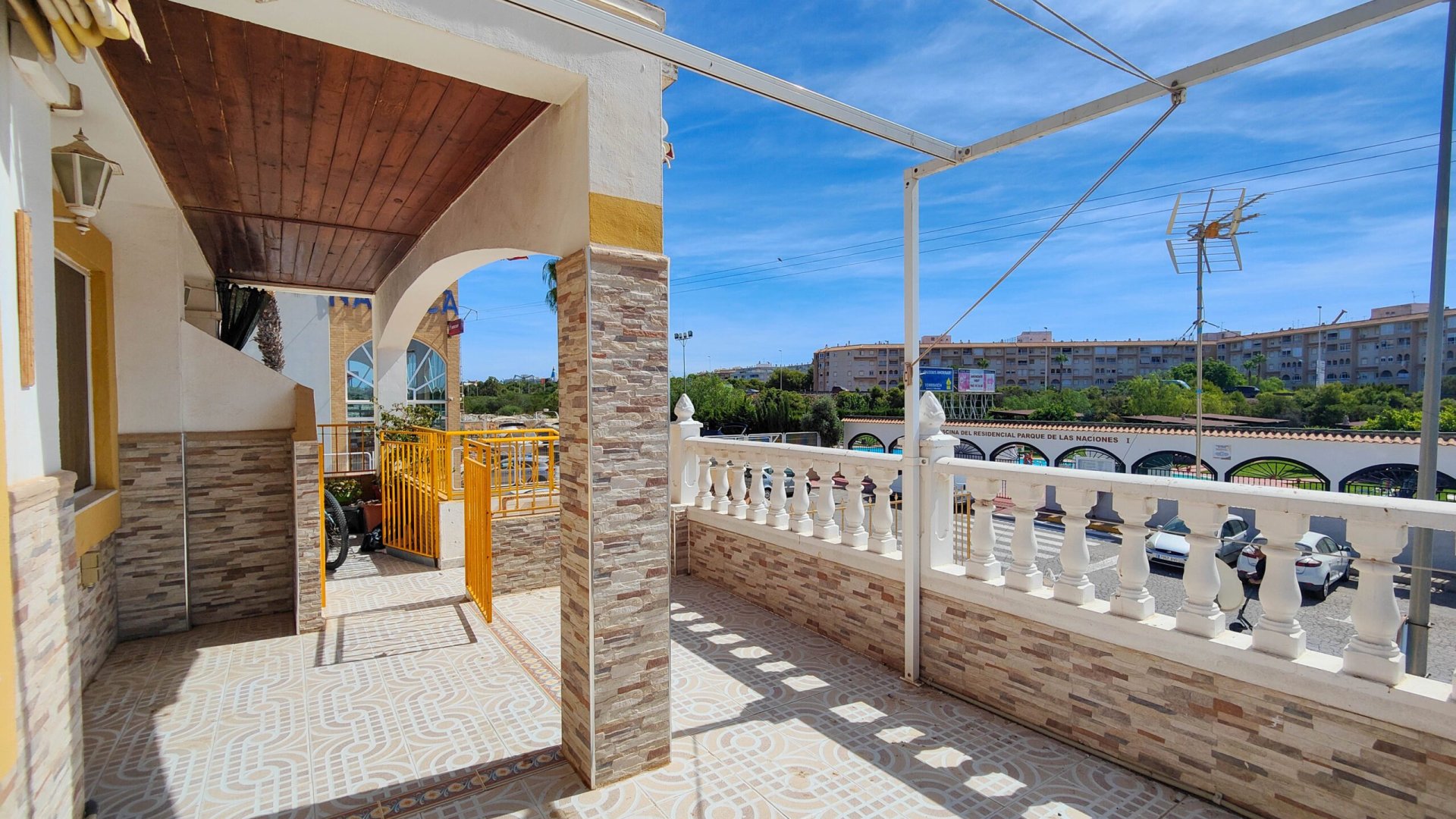 Resale - Top floor bungalow -
Torrevieja - La Siesta - El Chaparral - San Luis