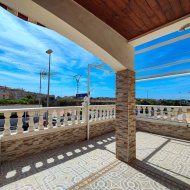 Resale - Top floor bungalow -
Torrevieja - La Siesta