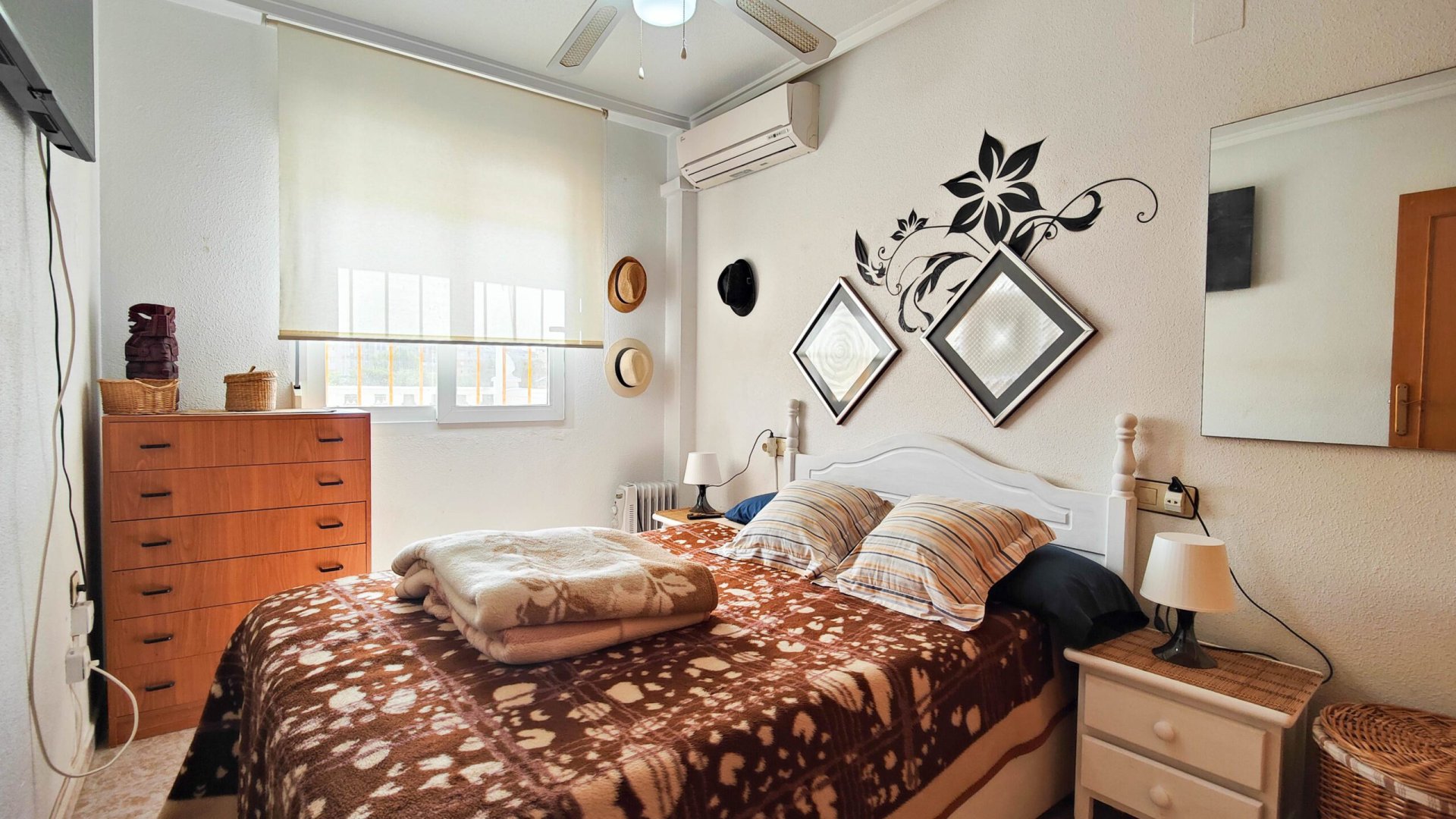 Resale - Top floor bungalow -
Torrevieja - La Siesta