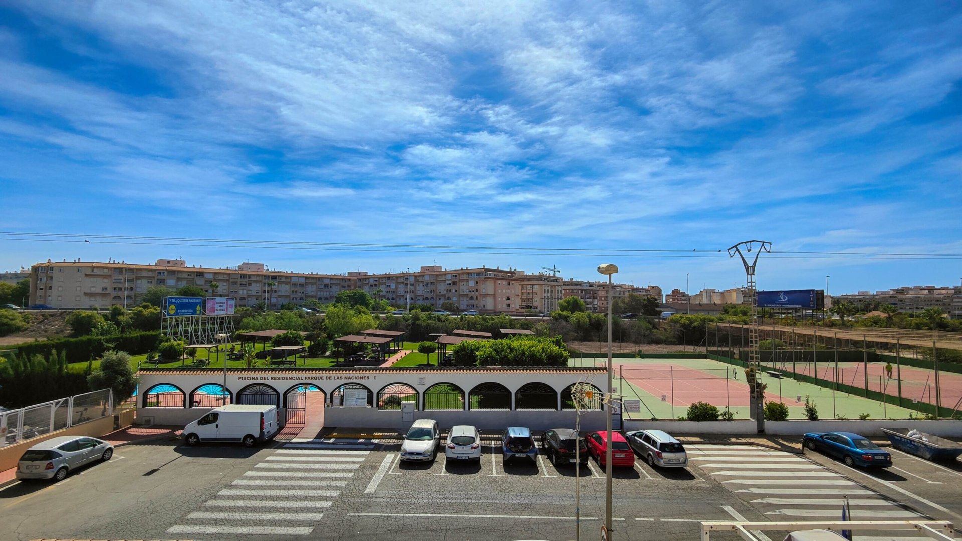 Resale - Top floor bungalow -
Torrevieja - La Siesta