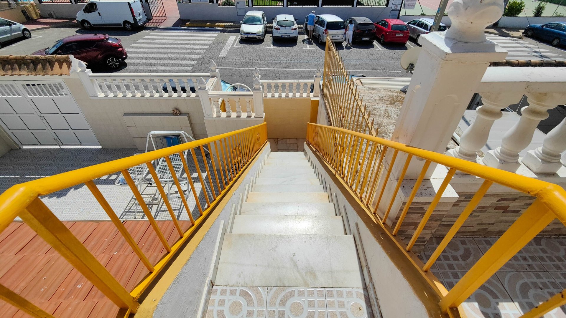 Resale - Top floor bungalow -
Torrevieja - La Siesta