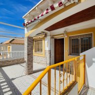 Resale - Top floor bungalow -
Torrevieja - San Luis