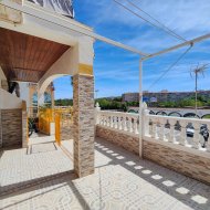 Resale - Top floor bungalow -
Torrevieja - San Luis