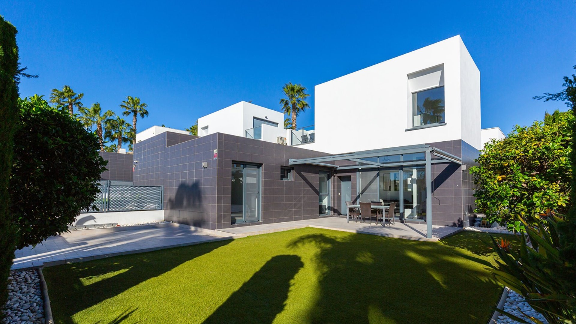 Resale - Townhouse -
Algorfa - La finca Golf