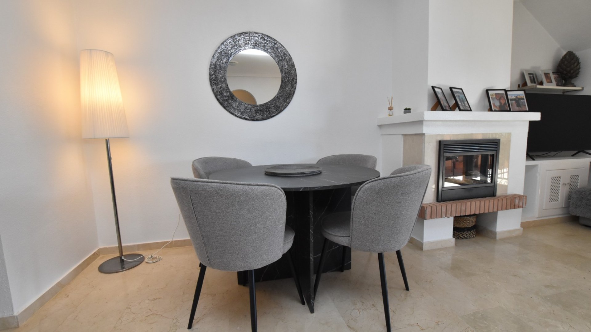 Resale - Townhouse -
Algorfa - La finca Golf
