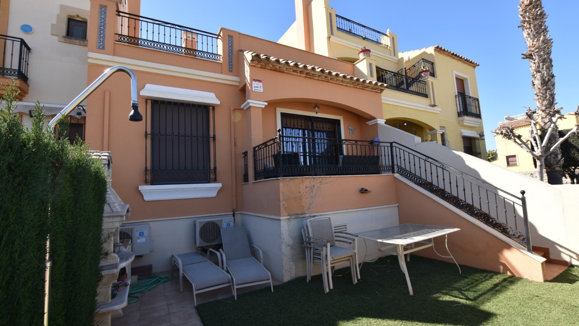 Resale - Townhouse -
Algorfa - La finca Golf