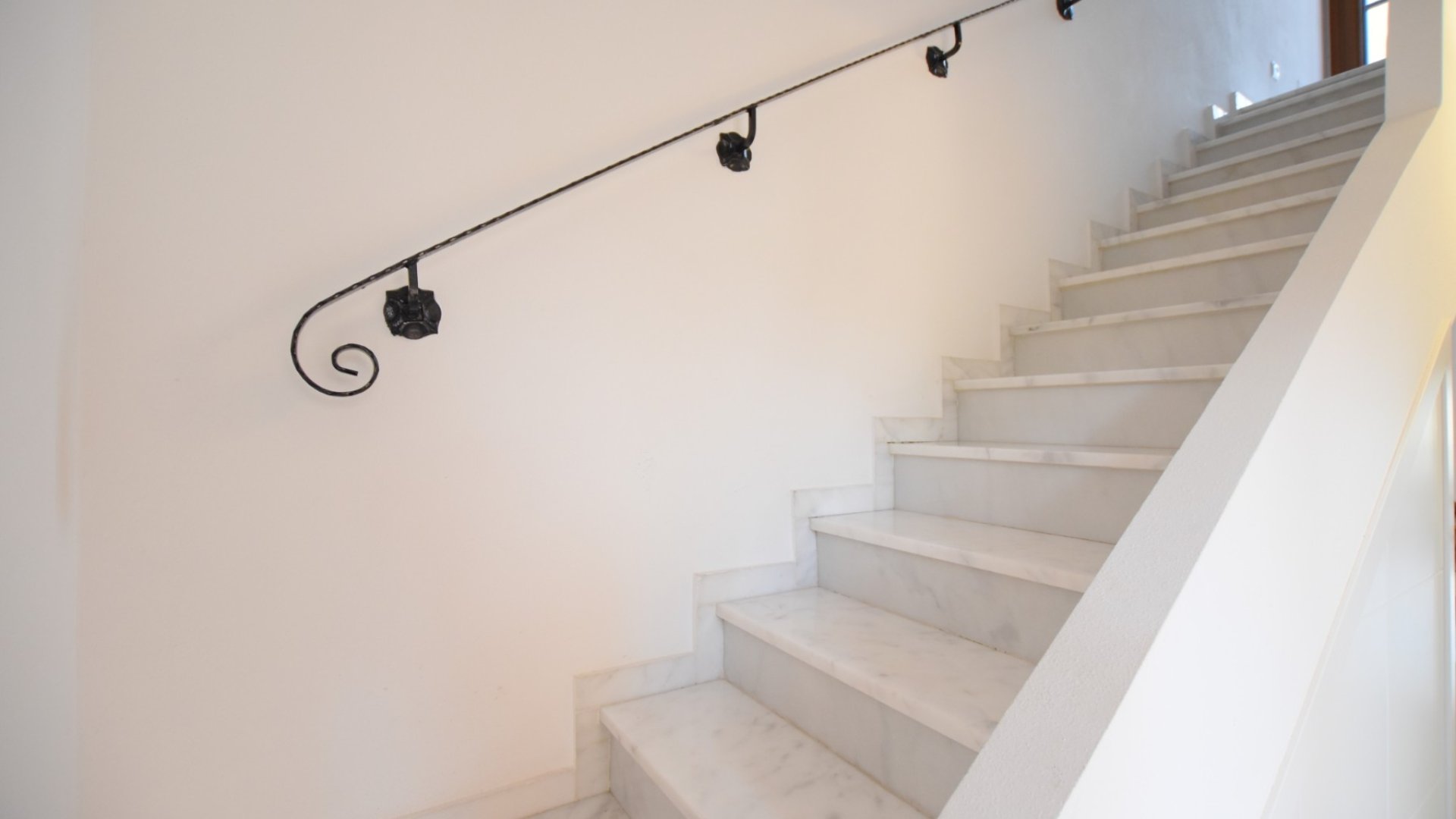 Resale - Townhouse -
Algorfa - La finca Golf