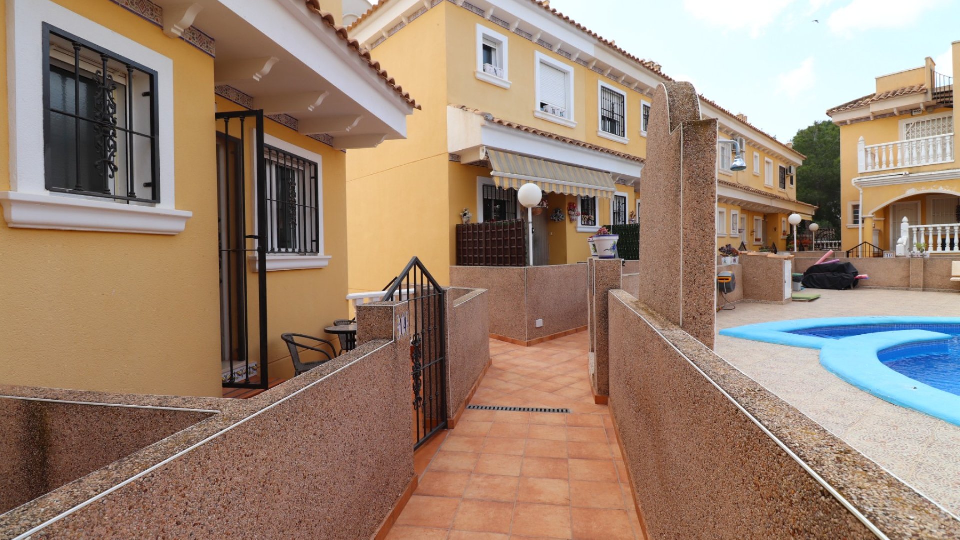 Resale - Townhouse -
Algorfa - Montemar