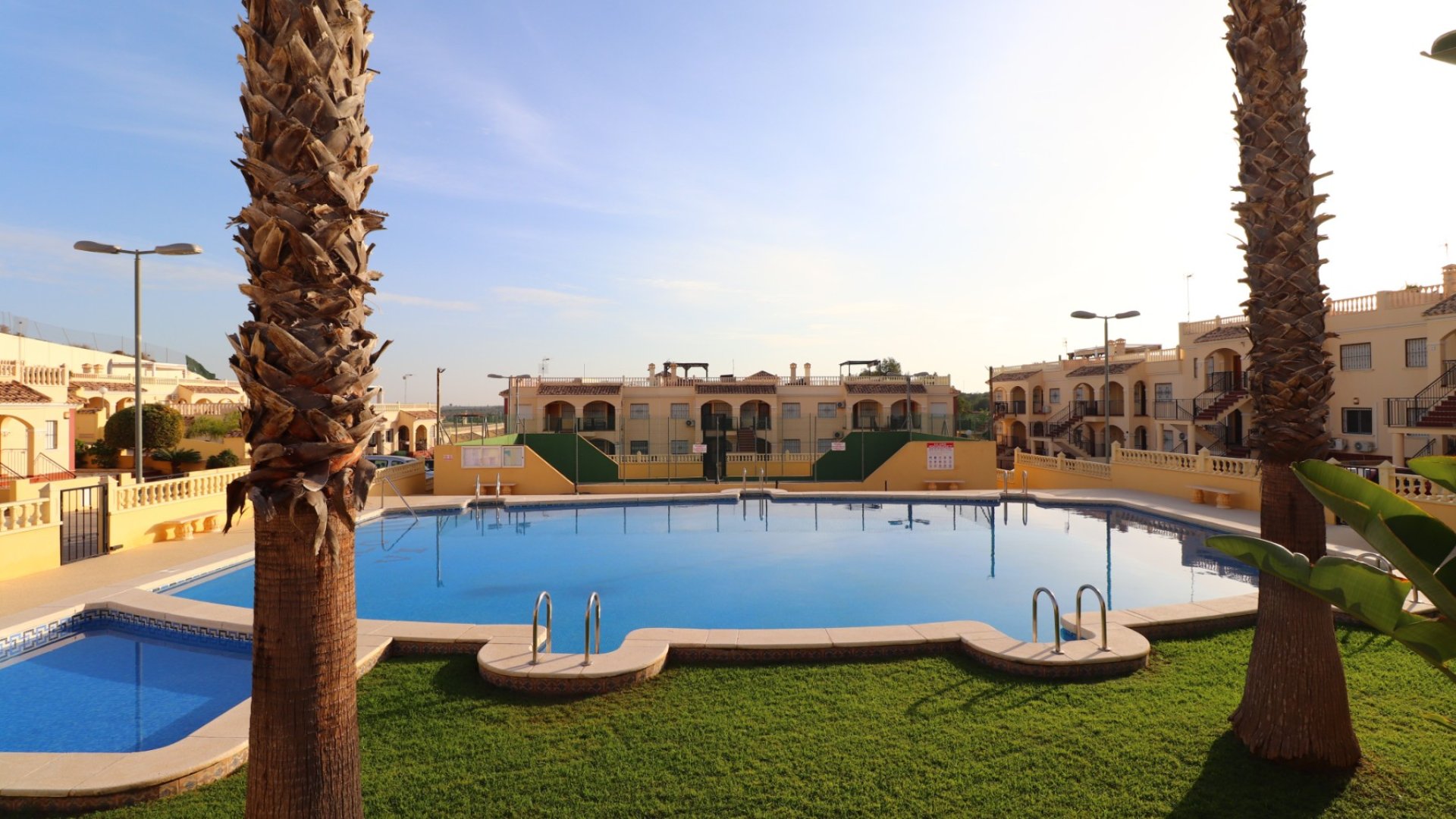 Resale - Townhouse -
Algorfa - Montemar