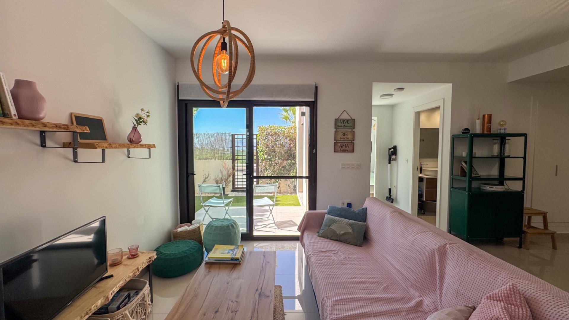 Resale - Townhouse -
Algorfa