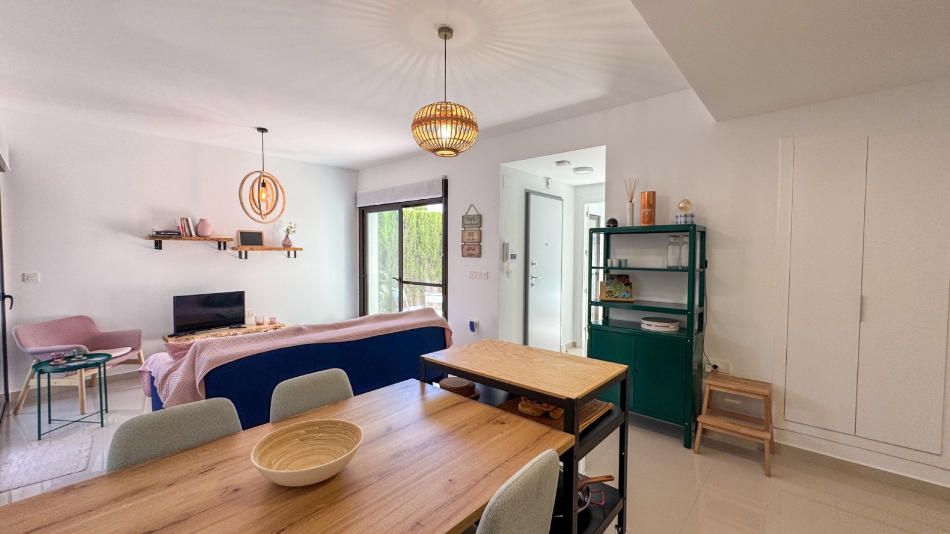 Resale - Townhouse -
Algorfa