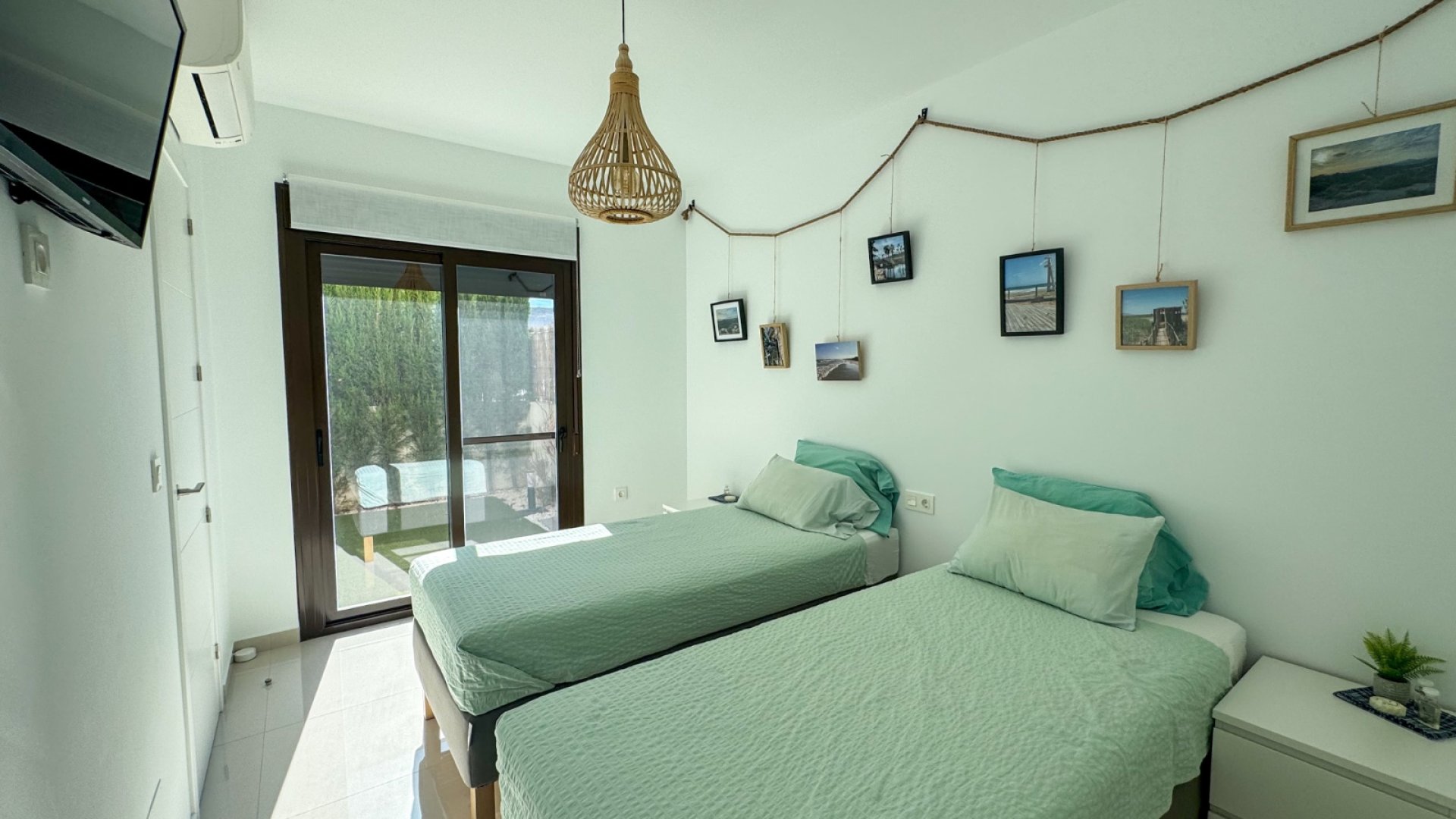 Resale - Townhouse -
Algorfa