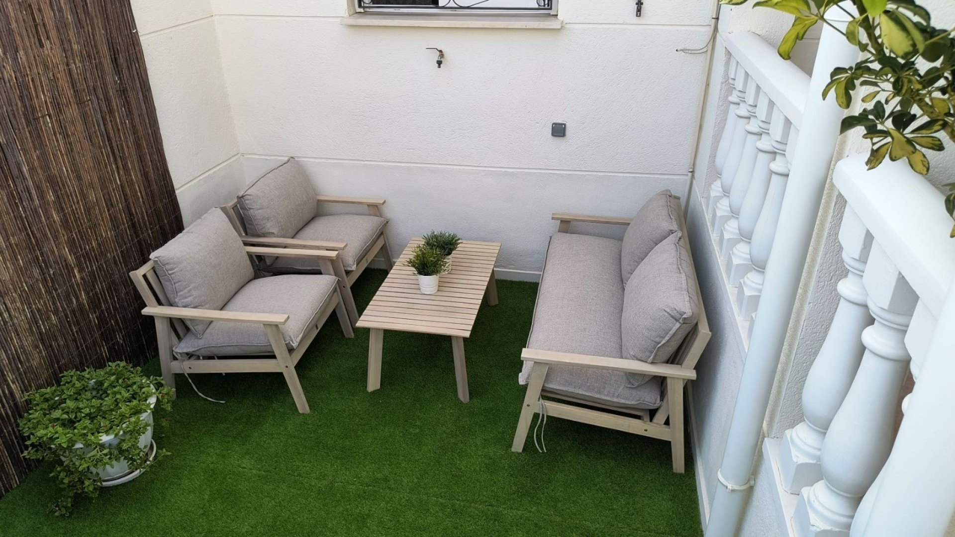 Resale - Townhouse -
Alicante - La Florida