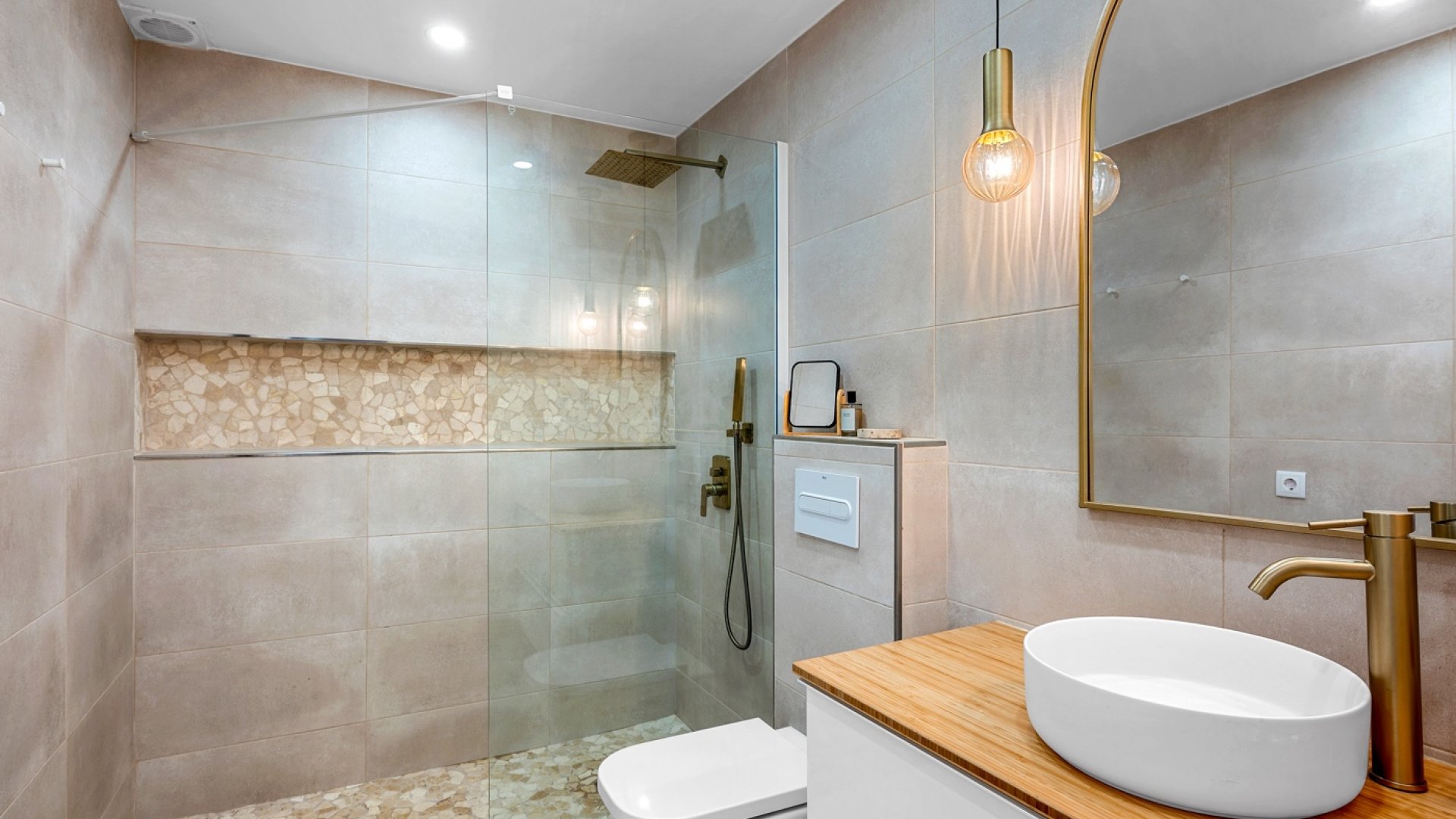 Resale - Townhouse -
Alicante - Playa San Juan