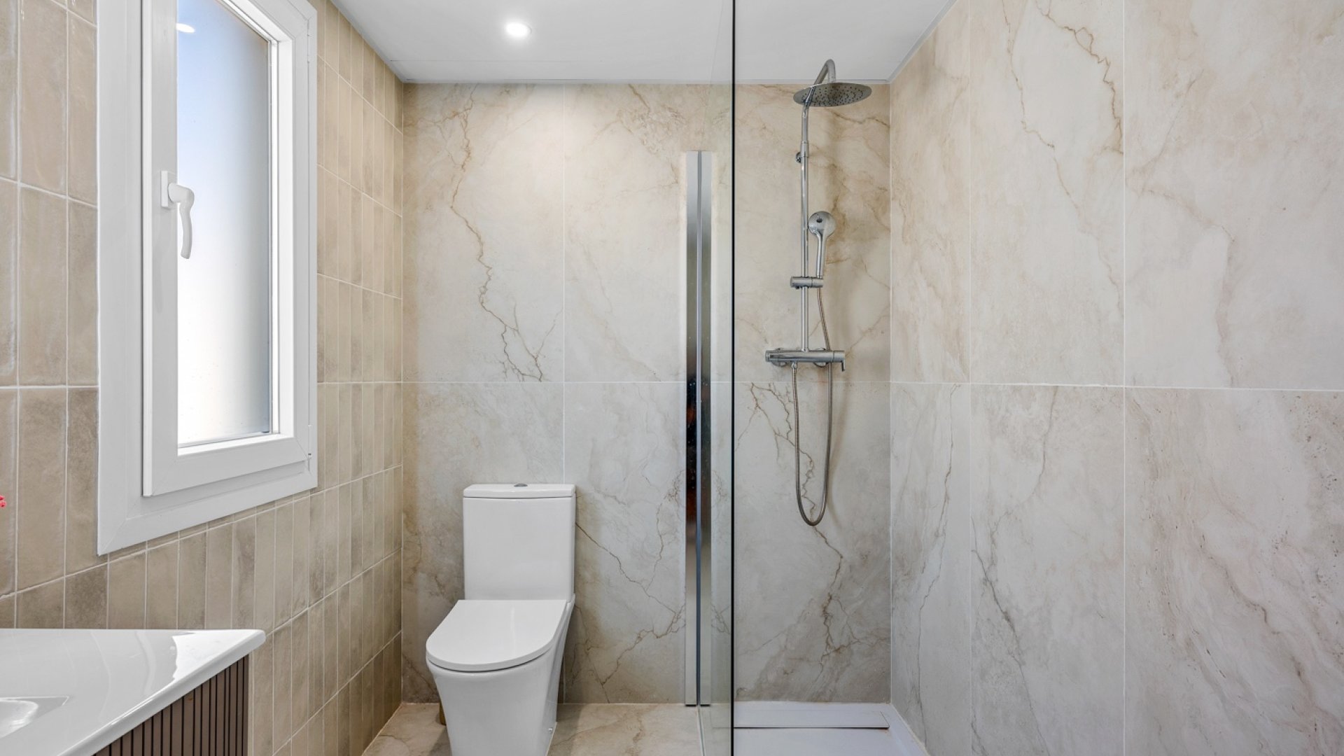 Resale - Townhouse -
Alicante - Playa San Juan
