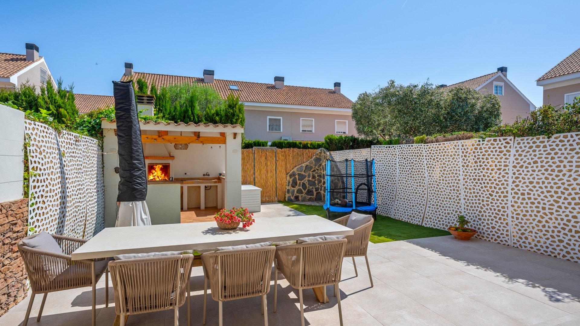Resale - Townhouse -
Alicante - Playa San Juan