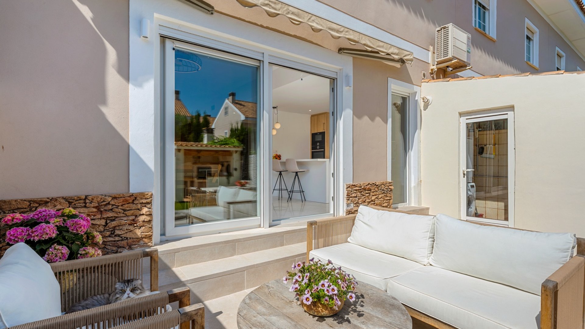 Resale - Townhouse -
Alicante - Playa San Juan