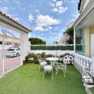 Resale - Townhouse -
Benijofar