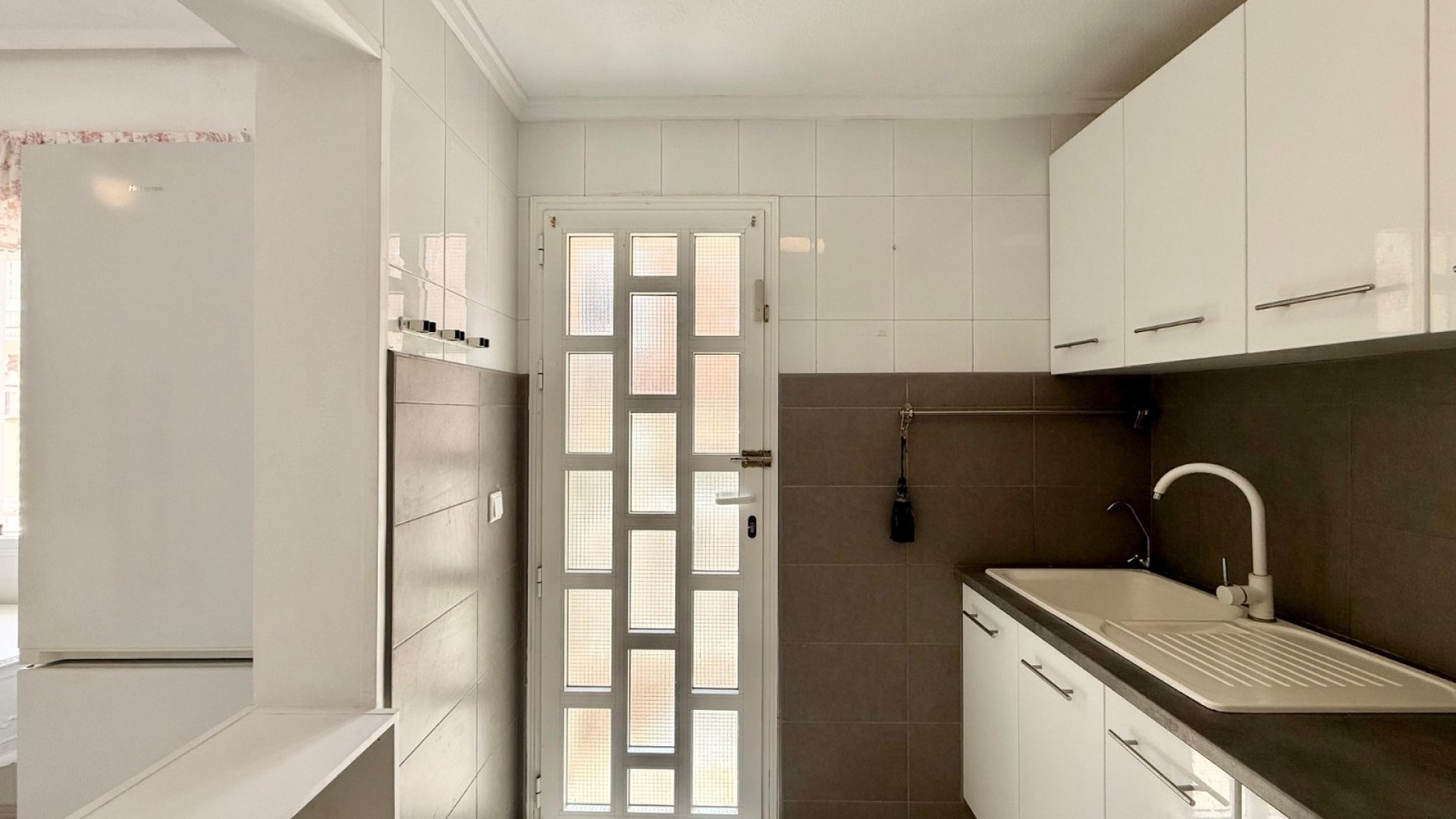 Resale - Townhouse -
Benijofar
