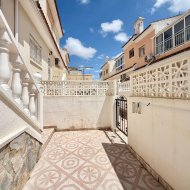 Resale - Townhouse -
Benijofar