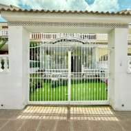 Resale - Townhouse -
Benijofar