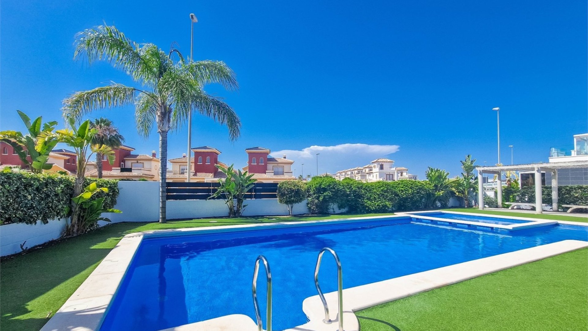 Resale - Townhouse -
Cabo Roig - Lomas de Cabo Roig
