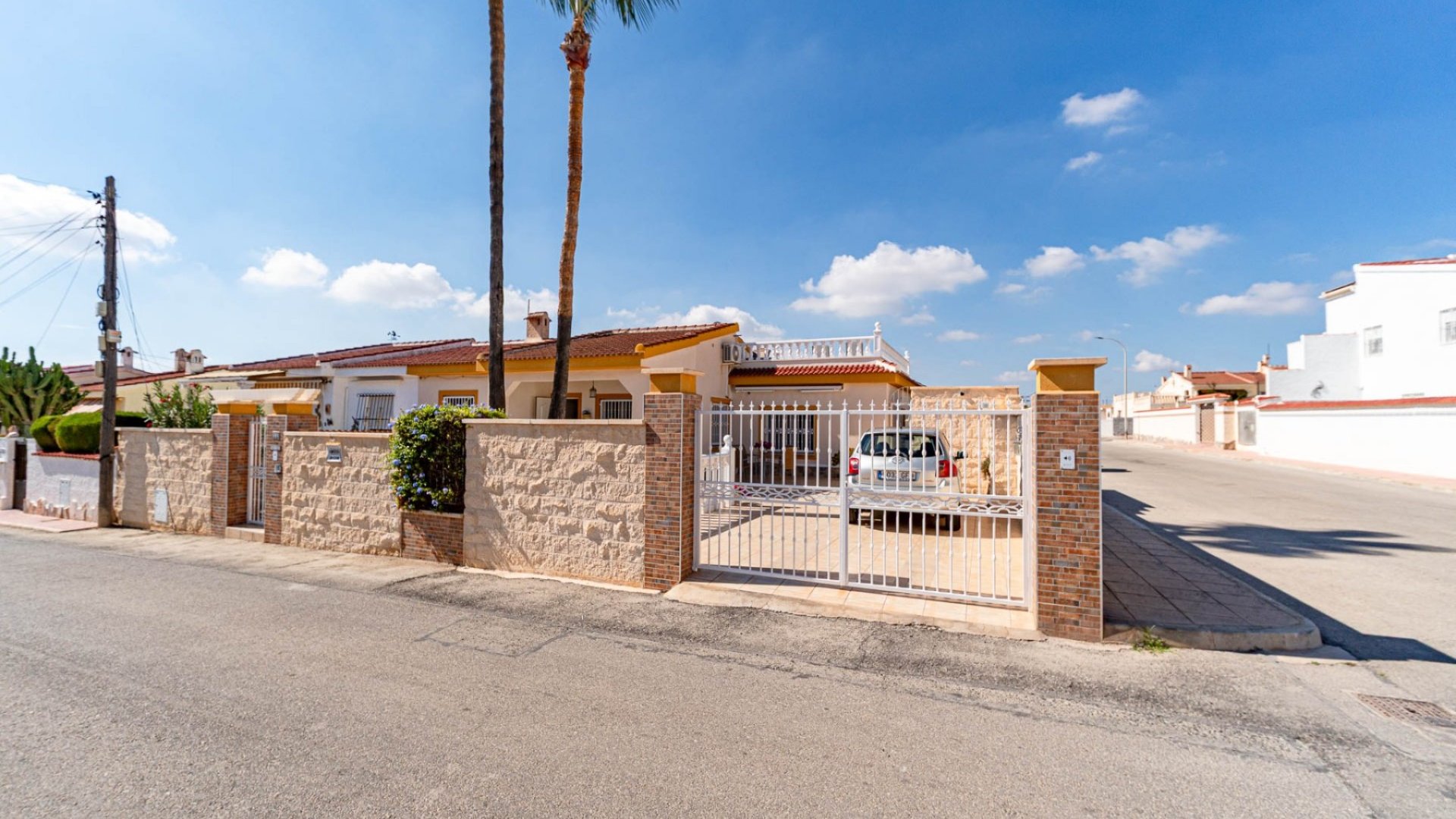 Resale - Townhouse -
Ciudad Quesada - Alicante